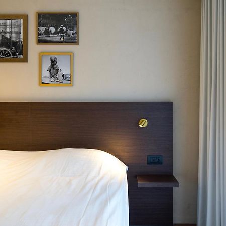 Business By Parkhotel -Annex- Kortrijk Kültér fotó