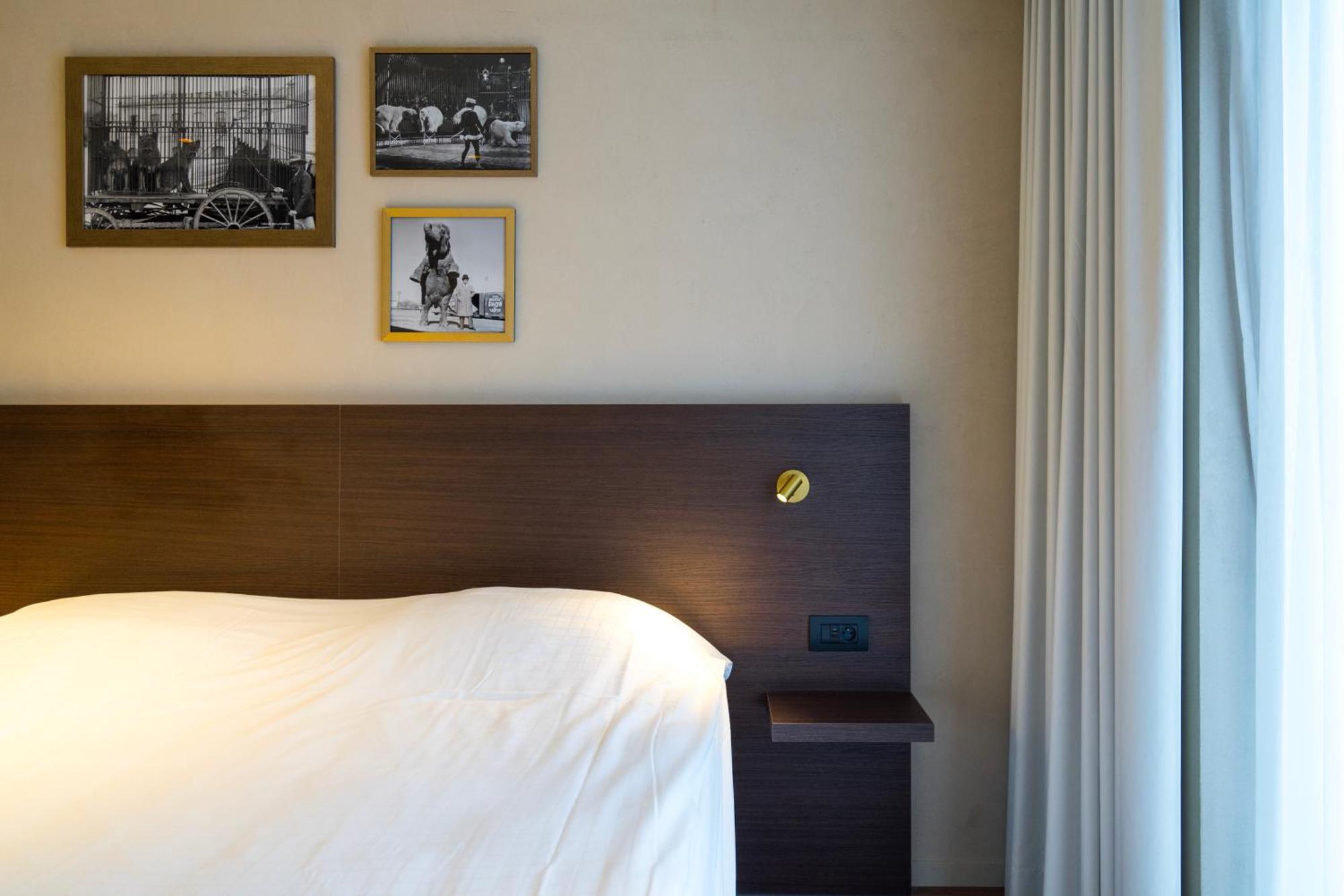 Business By Parkhotel -Annex- Kortrijk Kültér fotó